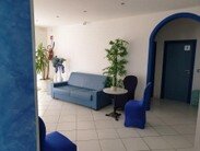 sala attesa hotel caraibisiaco sul mare in puglia.jpg